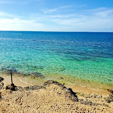 Evelin'S On The Beach Montego Bay Exterior photo